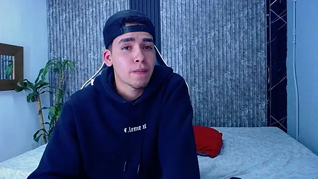 Mike 0233  online show from October 2025 04:15:01 AM