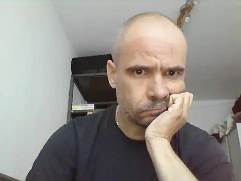 Snapshot of Franc113 chatting on October 2025 12:46:02 PM Franc113 online show from October 2025 12:46:02 PM