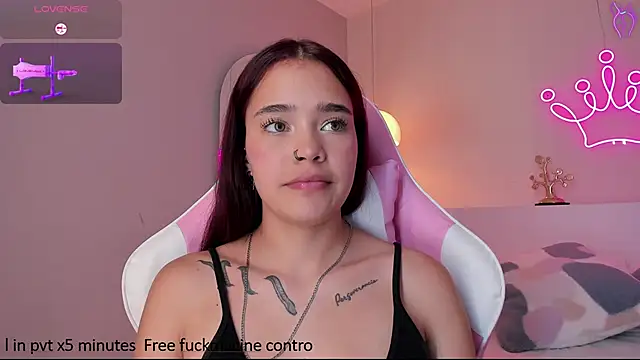 violeth hill online show from January 2025 11:06:02 PM