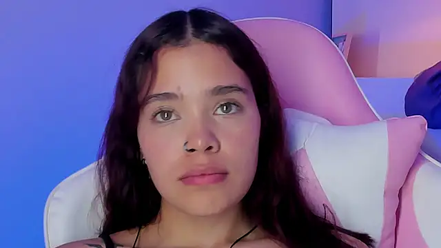 violeth hill online show from March 2025 02:06:02 AM