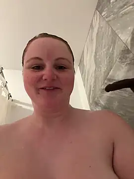Snapshot of GingerSnap33 chatting on December 2024 12:07:01 AM GingerSnap33 online show from December 2024 12:07:01 AM
