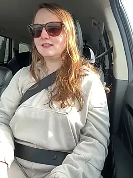 Snapshot of GingerSnap33 chatting on February 2025 08:30:01 PM GingerSnap33 online show from February 2025 08:30:01 PM
