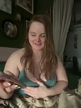 Snapshot of GingerSnap33 chatting on March 2025 05:17:02 PM GingerSnap33 online show from March 2025 05:17:02 PM