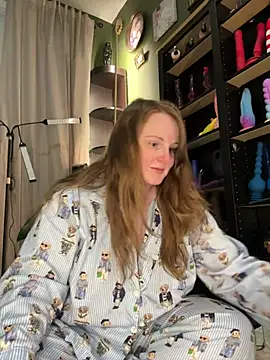 Snapshot of GingerSnap33 chatting on February 2026 02:22:01 AM GingerSnap33 online show from February 2026 02:22:01 AM