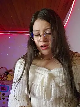 juli05star20 online show from June 2026 10:23:02 PM