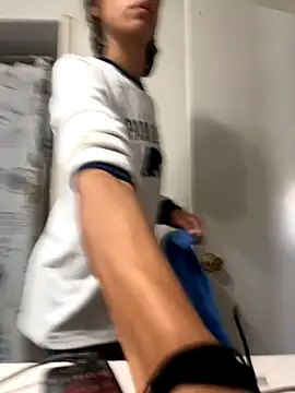 starrynikki online show from October 2025 05:10:01 PM