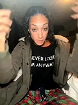 starrynikki online show from October 2025 01:03:02 PM