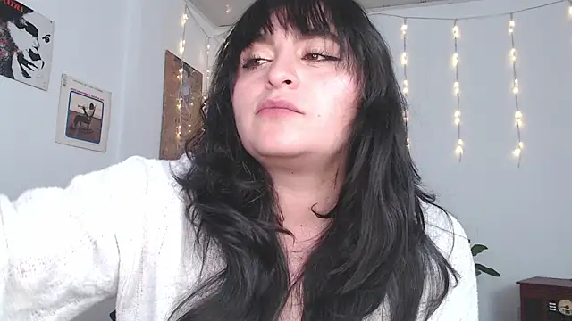 Snapshot of Marci_owo chatting on March 2025 09:35:01 PM Marci owo online show from March 2025 09:35:01 PM
