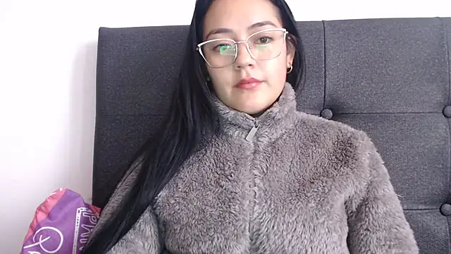 Snapshot of Alisha_99 chatting on March 2026 01:17:01 PM Alisha 99 online show from March 2026 01:17:01 PM