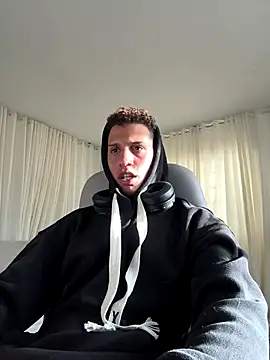 matt benji online show from October 2025 09:45:01 PM