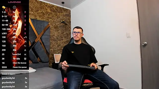 CodyWalkerR online show from January 2025 05:05:01 PM