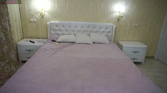 LunaaMayy online show from January 2026 10:41:02 PM