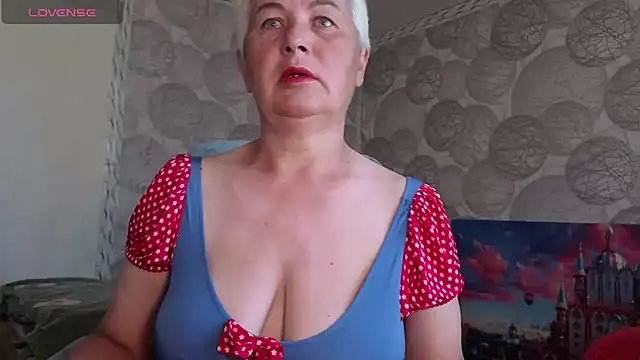 NicoleOlla online show from June 2026 02:05:02 AM