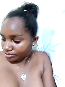 Snapshot of Ebonyyprincess chatting on December 2024 01:22:01 AM Ebonyyprincess online show from December 2024 01:22:01 AM