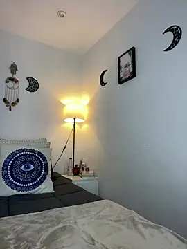 EmelyRogers online show from February 2025 05:29:02 PM