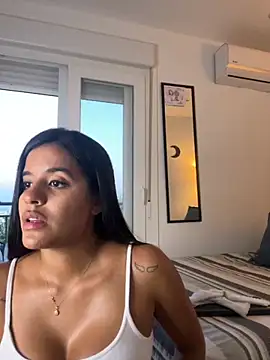 EmelyRogers online show from October 2025 05:54:02 PM