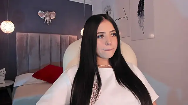 Maaiitee online show from December 2024 12:46:02 PM