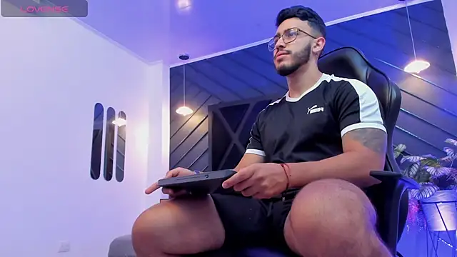 Liam Kleiin online show from October 2025 11:31:01 AM