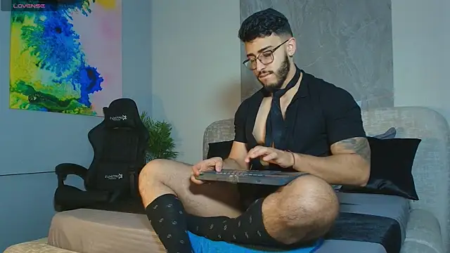 Liam Kleiin online show from May 2026 12:11:01 PM