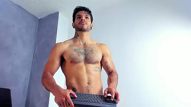 JuanBlade online show from June 2026 05:23:01 PM