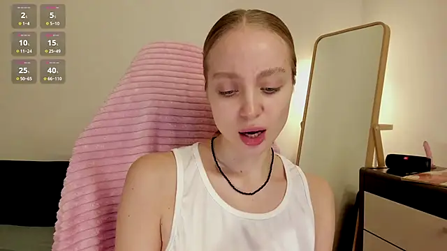 Snapshot of _LISA_BABYMETAL_ chatting on December 2024 12:19:01 PM  LISA BABYMETAL  online show from December 2024 12:19:01 PM