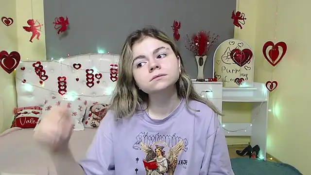 Snapshot of TinaRedly chatting on February 2026 07:38:02 AM TinaRedly online show from February 2026 07:38:02 AM