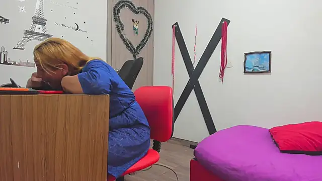 hotandfierylatinos2023 online show from January 2025 08:26:02 PM