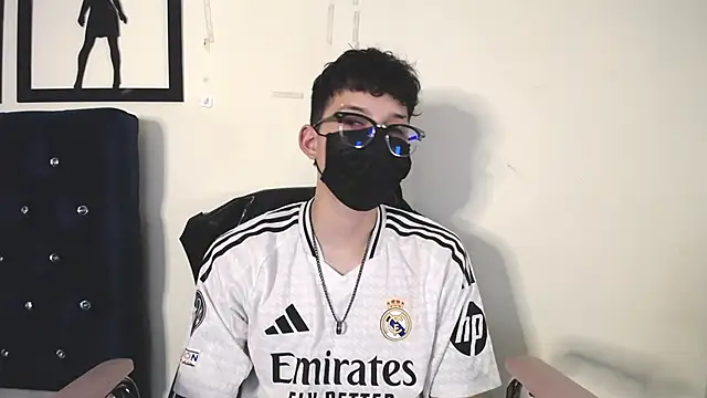  Thomas hot  online show from October 2025 03:59:02 AM