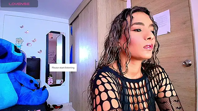 megan collins96 online show from June 2026 10:34:01 PM