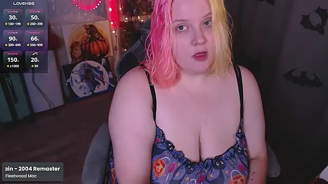 Snapshot of lissamuff chatting on October 2025 03:19:01 PM lissamuff online show from October 2025 03:19:01 PM