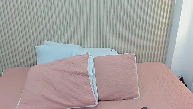 Snapshot of charlottebrowns_ chatting on March 2026 12:01:02 PM charlottebrowns online show from March 2026 12:01:02 PM