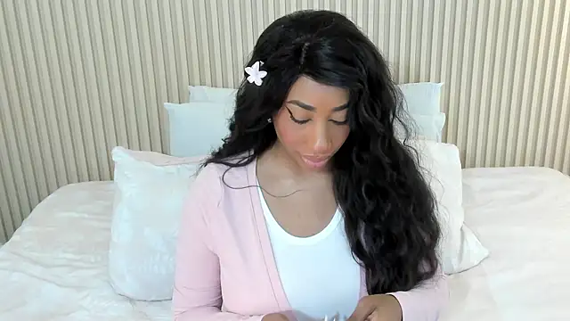Snapshot of charlottebrowns_ chatting on July 2026 12:03:01 PM charlottebrowns online show from July 2026 12:03:01 PM