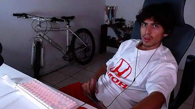 Thieves9 online show from November 2025 04:33:01 AM