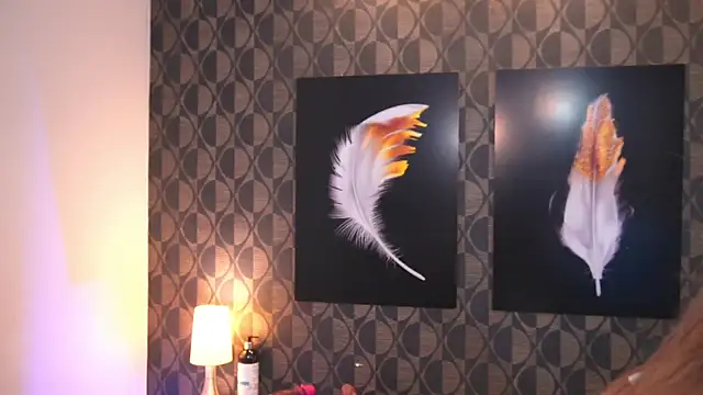 SharomRoss online show from October 2025 03:57:02 PM