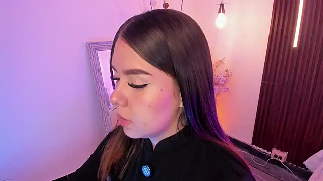 ArianaBaker online show from April 2026 02:47:01 PM