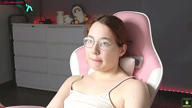 Airyhill online show from March 2025 09:49:01 PM