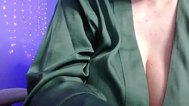 Snapshot of missdaniels chatting on February 2025 05:37:01 AM missdaniels online show from February 2025 05:37:01 AM