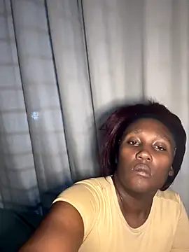Snapshot of Leee_and_Dee chatting on October 2025 09:44:02 PM Leee and Dee online show from October 2025 09:44:02 PM