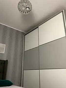  adelle online show from November 2025 11:32:02 AM