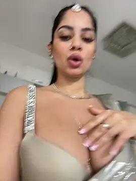  adelle online show from March 2026 12:02:02 PM