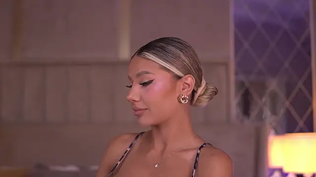 Snapshot of BlairSanders chatting on September 2025 06:11:02 PM BlairSanders online show from September 2025 06:11:02 PM