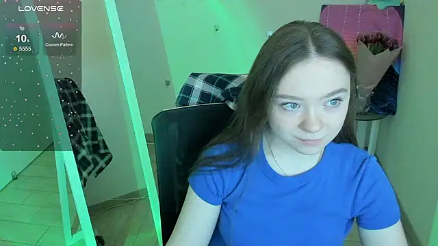 Florence meow online show from March 2026 07:36:02 AM