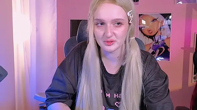 ELLIEJAY online show from April 2026 05:33:01 AM