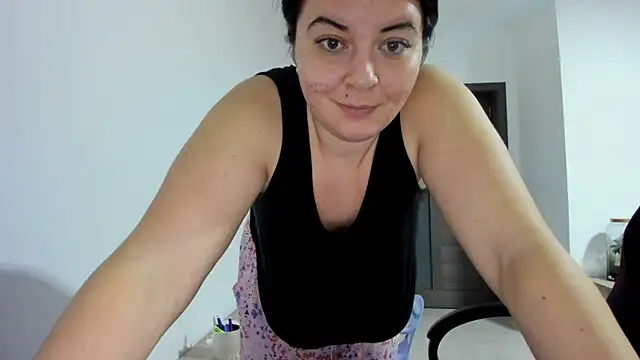 amiraisa11 online show from January 2025 01:42:02 AM
