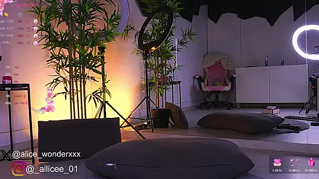 VanessaSimon online show from March 2025 09:51:01 AM