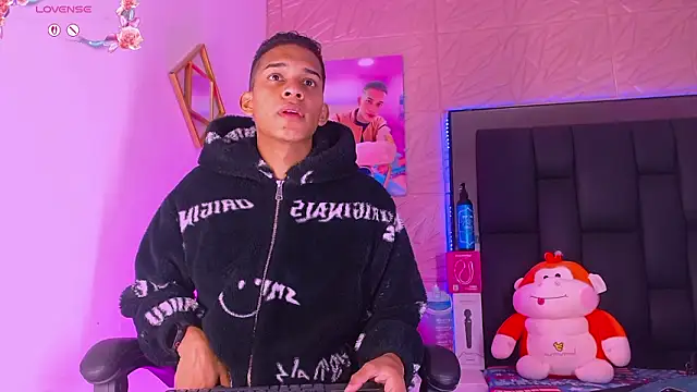 Snapshot of dilan_alfonzo chatting on February 2026 12:48:02 PM dilan alfonzo online show from February 2026 12:48:02 PM