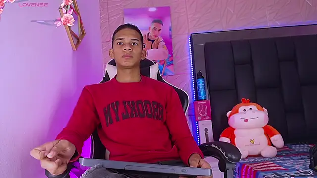 Snapshot of dilan_alfonzo chatting on March 2026 04:07:02 AM dilan alfonzo online show from March 2026 04:07:02 AM