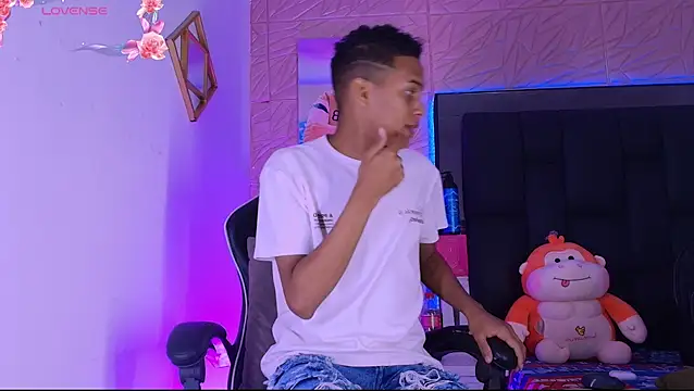 dilan alfonzo online show from June 2026 03:43:02 PM
