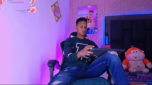 dilan alfonzo online show from June 2026 05:33:02 PM