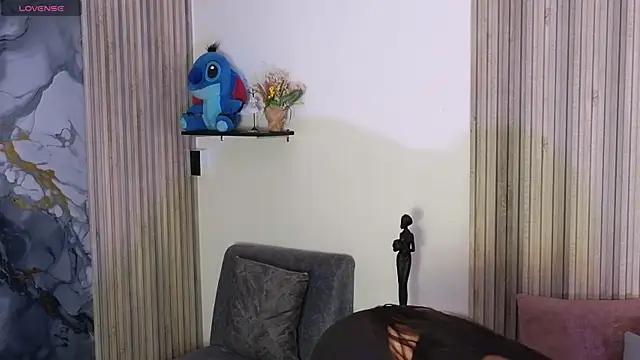 LissaWiild online show from October 2025 01:25:01 PM